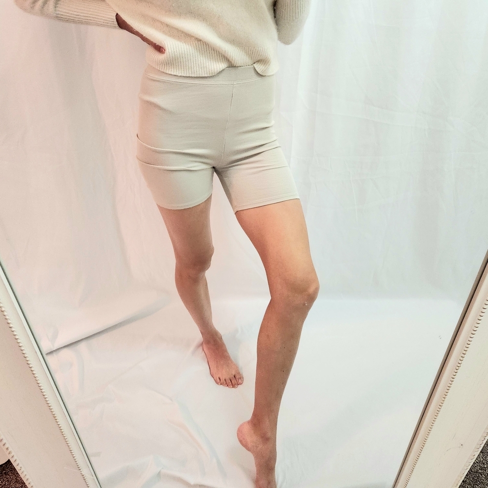 Joah Brown Women's Cream Bike Shorts